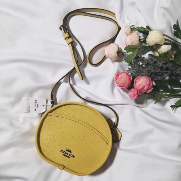 coach canteen crossbody black